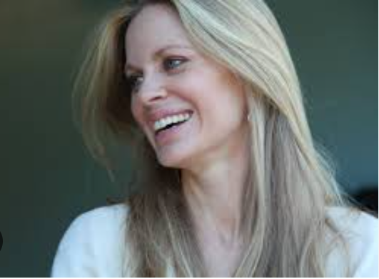 Kristin Bauer Van Straten Net Worth: Actress'S Wealth and Career